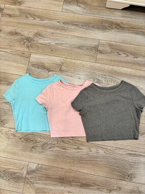 Wild Fable Baby Tee Bundle – M